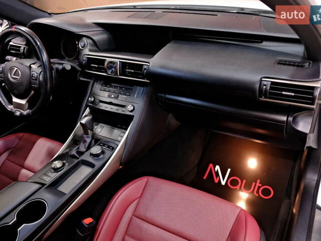 Белый Лексус ИС, объемом двигателя 3.46 л и пробегом 66 тыс. км за 19900 $, фото 46 на Automoto.ua