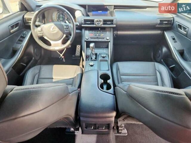 Лексус ІС 2019 у Дніпро (Дніпропетровську) на Automoto.ua Білий Лексус ІС, об'ємом двигуна 2 л та пробігом 99 тис. км за 6800 $, фото 7 на Automoto.ua