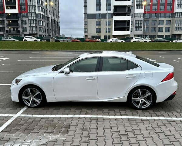 Белый Лексус ИС, объемом двигателя 3.46 л и пробегом 90 тыс. км за 26500 $, фото 5 на Automoto.ua