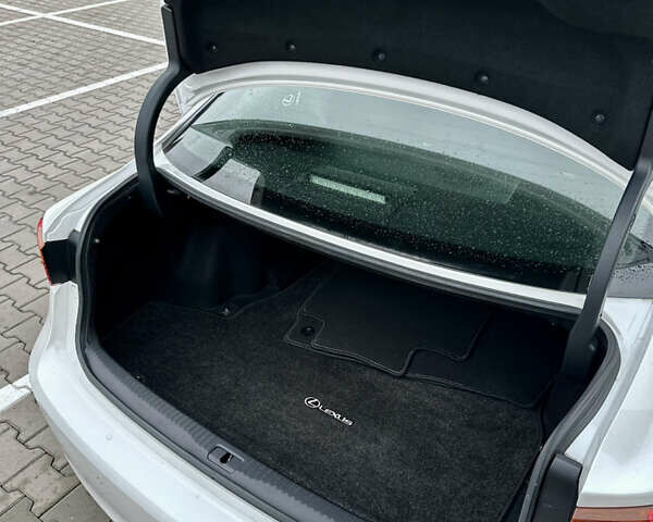 Белый Лексус ИС, объемом двигателя 3.46 л и пробегом 90 тыс. км за 26500 $, фото 20 на Automoto.ua