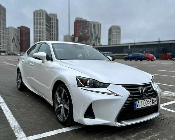 Белый Лексус ИС, объемом двигателя 3.46 л и пробегом 90 тыс. км за 26500 $, фото 2 на Automoto.ua