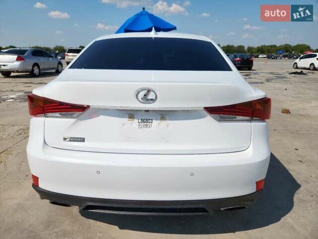 Лексус ІС 2019 у Дніпро (Дніпропетровську) на Automoto.ua Білий Лексус ІС, об'ємом двигуна 2 л та пробігом 99 тис. км за 6800 $, фото 5 на Automoto.ua