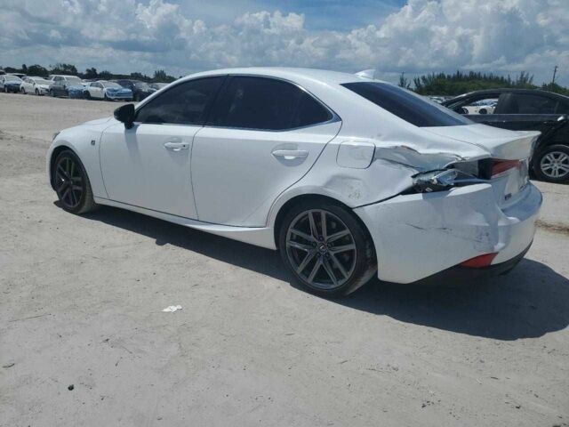 Білий Лексус ІС, об'ємом двигуна 2 л та пробігом 29 тис. км за 7000 $, фото 1 на Automoto.ua