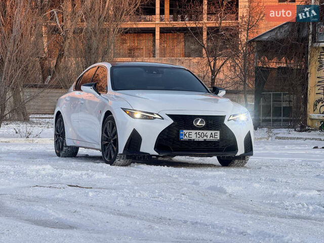 Белый Лексус ИС, объемом двигателя 3.46 л и пробегом 31 тыс. км за 38700 $, фото 1 на Automoto.ua