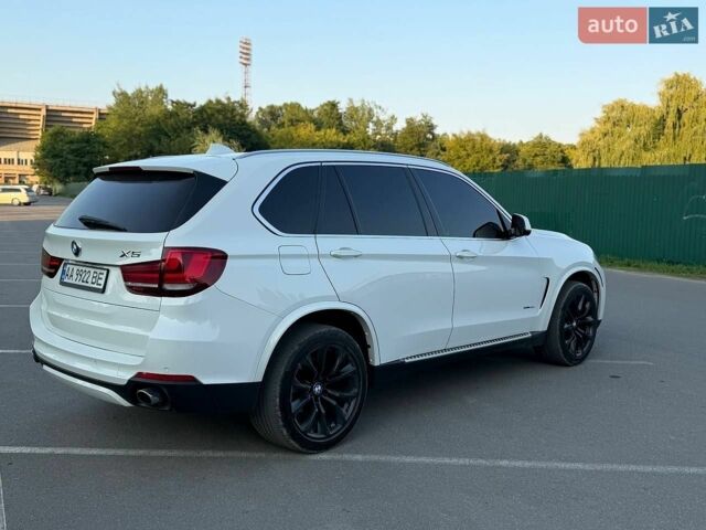 Белый Лексус ИС, объемом двигателя 2 л и пробегом 17 тыс. км за 14376 $, фото 3 на Automoto.ua