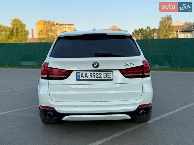 Белый Лексус ИС, объемом двигателя 2 л и пробегом 17 тыс. км за 14376 $, фото 5 на Automoto.ua