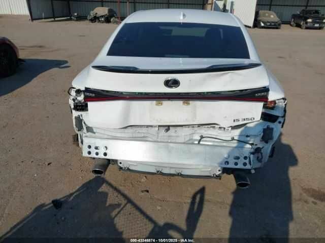 Белый Лексус ИС, объемом двигателя 3.5 л и пробегом 35 тыс. км за 15000 $, фото 5 на Automoto.ua