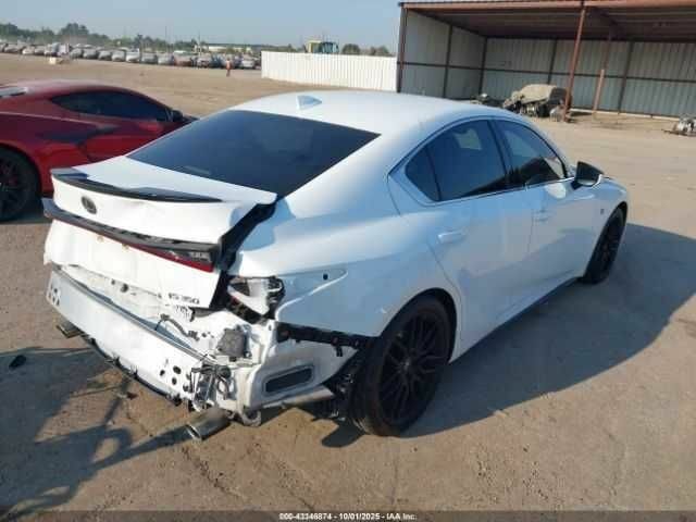 Белый Лексус ИС, объемом двигателя 3.5 л и пробегом 35 тыс. км за 15000 $, фото 3 на Automoto.ua