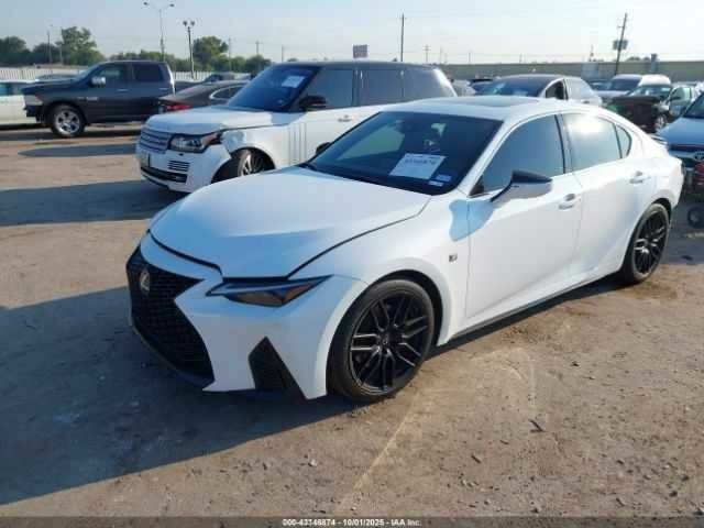 Белый Лексус ИС, объемом двигателя 3.5 л и пробегом 35 тыс. км за 15000 $, фото 1 на Automoto.ua