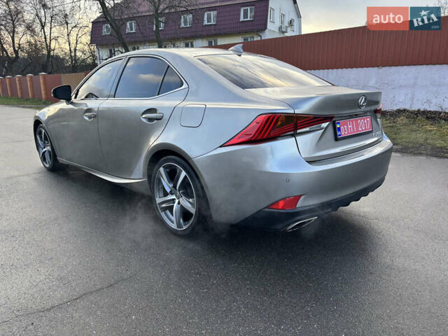 Бежевый Лексус ИС, объемом двигателя 2 л и пробегом 159 тыс. км за 19999 $, фото 6 на Automoto.ua