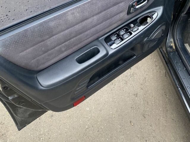 Черный Лексус ИС, объемом двигателя 0 л и пробегом 3 тыс. км за 3800 $, фото 12 на Automoto.ua