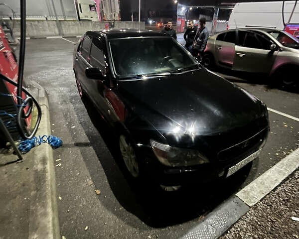 Черный Лексус ИС, объемом двигателя 2 л и пробегом 237 тыс. км за 5500 $, фото 1 на Automoto.ua