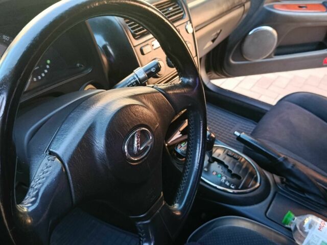 Чорний Лексус ІС, об'ємом двигуна 2 л та пробігом 164 тис. км за 6700 $, фото 10 на Automoto.ua