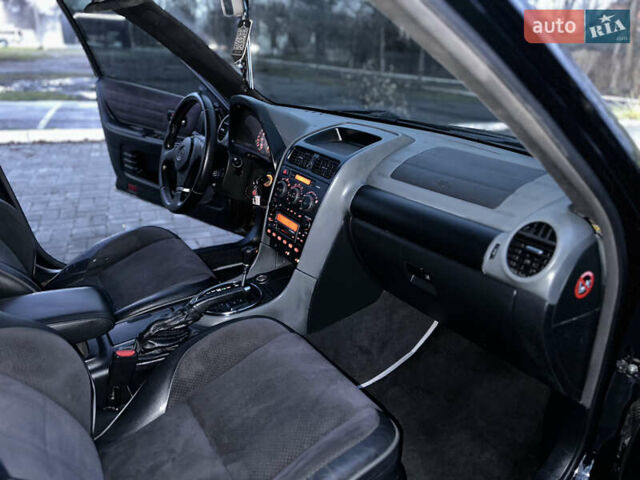 Чорний Лексус ІС, об'ємом двигуна 2 л та пробігом 191 тис. км за 5300 $, фото 32 на Automoto.ua