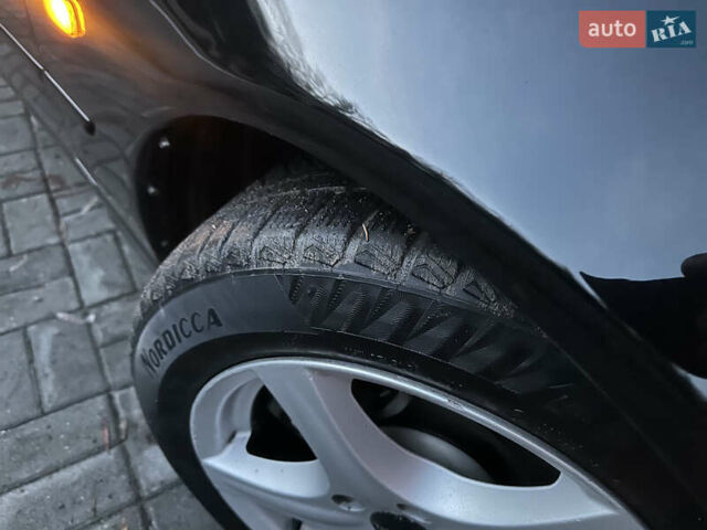 Чорний Лексус ІС, об'ємом двигуна 2 л та пробігом 191 тис. км за 5300 $, фото 21 на Automoto.ua