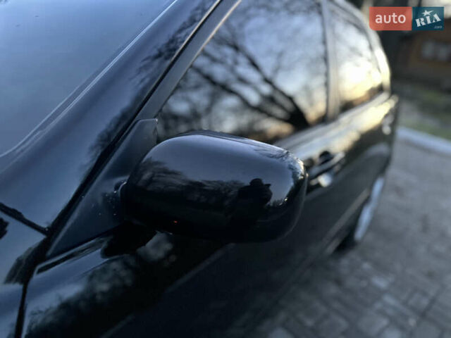 Черный Лексус ИС, объемом двигателя 2 л и пробегом 191 тыс. км за 5300 $, фото 14 на Automoto.ua