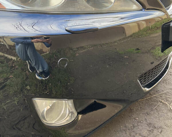 Чорний Лексус ІС, об'ємом двигуна 2.23 л та пробігом 256 тис. км за 8200 $, фото 6 на Automoto.ua