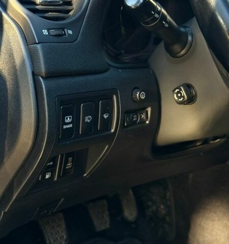 Черный Лексус ИС, объемом двигателя 2.23 л и пробегом 260 тыс. км за 9600 $, фото 10 на Automoto.ua