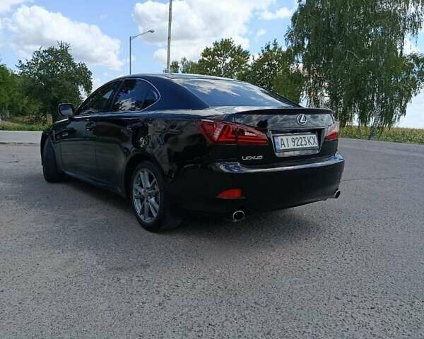 Черный Лексус ИС, объемом двигателя 2.5 л и пробегом 190 тыс. км за 11000 $, фото 4 на Automoto.ua