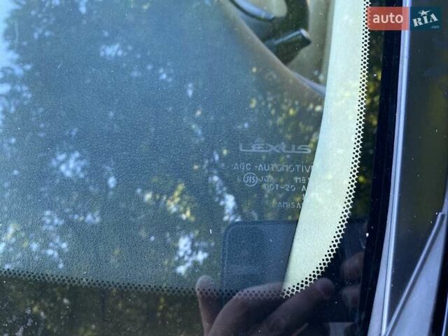 Чорний Лексус ІС, об'ємом двигуна 2.5 л та пробігом 227 тис. км за 7800 $, фото 9 на Automoto.ua