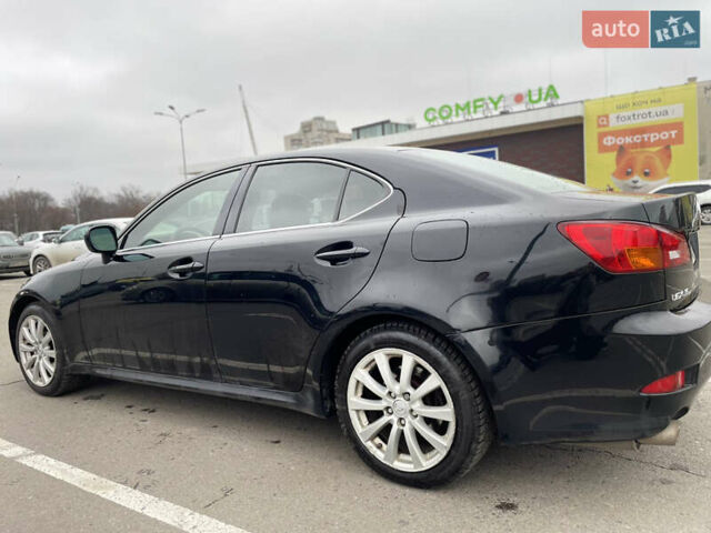 Чорний Лексус ІС, об'ємом двигуна 2.5 л та пробігом 400 тис. км за 7900 $, фото 4 на Automoto.ua