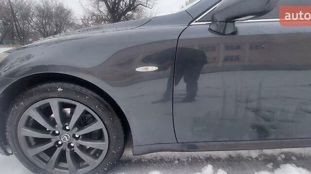 Чорний Лексус ІС, об'ємом двигуна 2.23 л та пробігом 317 тис. км за 6500 $, фото 16 на Automoto.ua