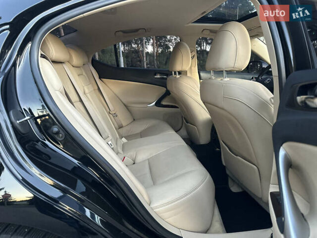 Чорний Лексус ІС, об'ємом двигуна 2.5 л та пробігом 207 тис. км за 9350 $, фото 39 на Automoto.ua