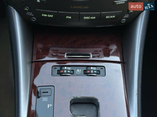 Чорний Лексус ІС, об'ємом двигуна 2.5 л та пробігом 207 тис. км за 9350 $, фото 32 на Automoto.ua