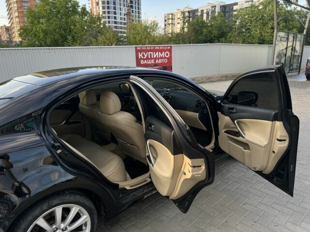 Черный Лексус ИС, объемом двигателя 2.5 л и пробегом 266 тыс. км за 10001 $, фото 7 на Automoto.ua