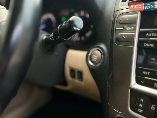 Черный Лексус ИС, объемом двигателя 2.5 л и пробегом 256 тыс. км за 8600 $, фото 22 на Automoto.ua