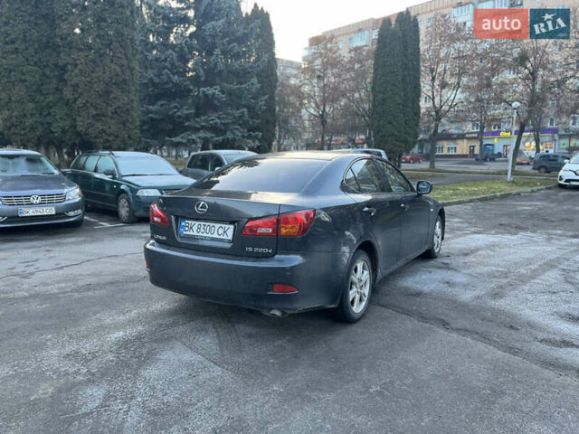 Черный Лексус ИС, объемом двигателя 2.23 л и пробегом 336 тыс. км за 6900 $, фото 3 на Automoto.ua