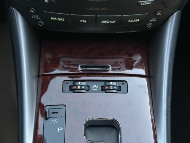 Чорний Лексус ІС, об'ємом двигуна 2.5 л та пробігом 207 тис. км за 9350 $, фото 17 на Automoto.ua