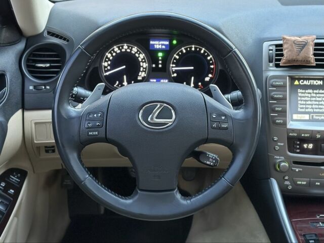 Чорний Лексус ІС, об'ємом двигуна 2.5 л та пробігом 207 тис. км за 9350 $, фото 14 на Automoto.ua