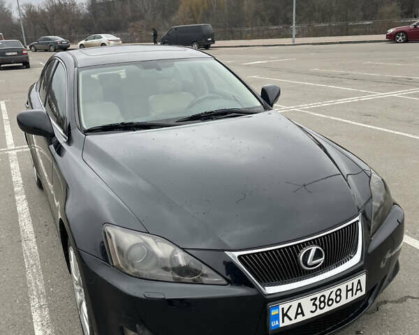 Чорний Лексус ІС, об'ємом двигуна 2.5 л та пробігом 400 тис. км за 7900 $, фото 7 на Automoto.ua