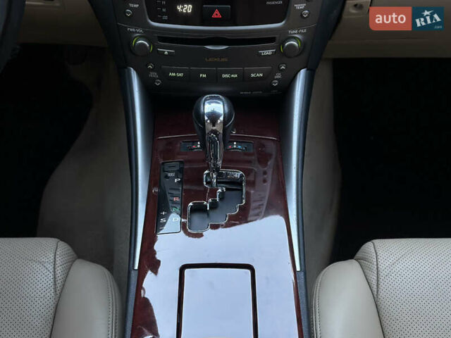 Чорний Лексус ІС, об'ємом двигуна 2.5 л та пробігом 207 тис. км за 9350 $, фото 29 на Automoto.ua