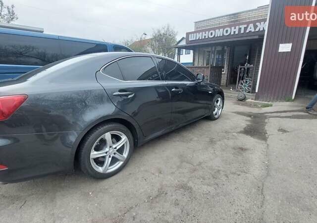 Чорний Лексус ІС, об'ємом двигуна 2.23 л та пробігом 317 тис. км за 6500 $, фото 6 на Automoto.ua