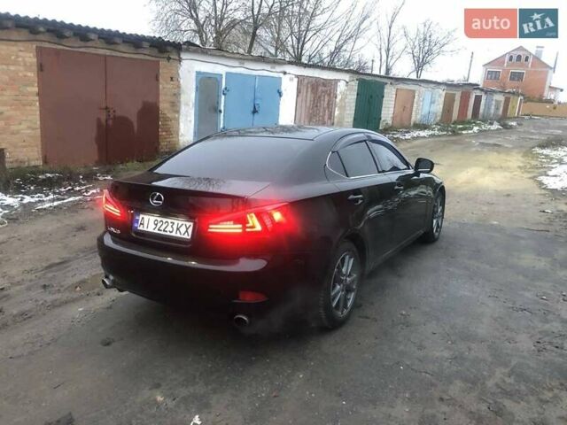 Черный Лексус ИС, объемом двигателя 2.5 л и пробегом 190 тыс. км за 11000 $, фото 9 на Automoto.ua