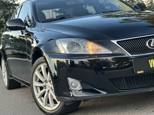 Чорний Лексус ІС, об'ємом двигуна 2.5 л та пробігом 207 тис. км за 9350 $, фото 3 на Automoto.ua