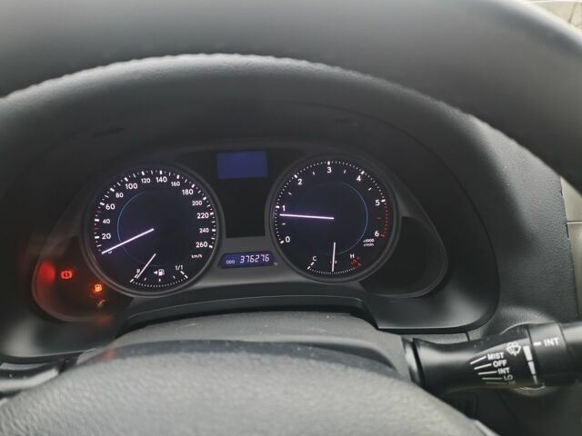 Черный Лексус ИС, объемом двигателя 2.2 л и пробегом 376 тыс. км за 4950 $, фото 5 на Automoto.ua