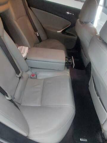 Чорний Лексус ІС, об'ємом двигуна 2.23 л та пробігом 317 тис. км за 6500 $, фото 23 на Automoto.ua