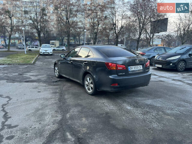 Черный Лексус ИС, объемом двигателя 2.23 л и пробегом 336 тыс. км за 6900 $, фото 2 на Automoto.ua