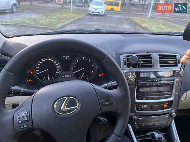 Черный Лексус ИС, объемом двигателя 2.23 л и пробегом 336 тыс. км за 6900 $, фото 11 на Automoto.ua