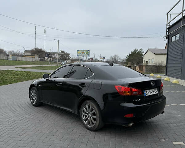 Черный Лексус ИС, объемом двигателя 2.5 л и пробегом 245 тыс. км за 9400 $, фото 3 на Automoto.ua