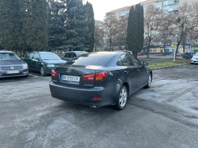 Черный Лексус ИС, объемом двигателя 2.2 л и пробегом 336 тыс. км за 6900 $, фото 9 на Automoto.ua