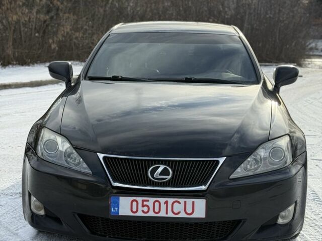 Чорний Лексус ІС, об'ємом двигуна 2.2 л та пробігом 250 тис. км за 4200 $, фото 4 на Automoto.ua