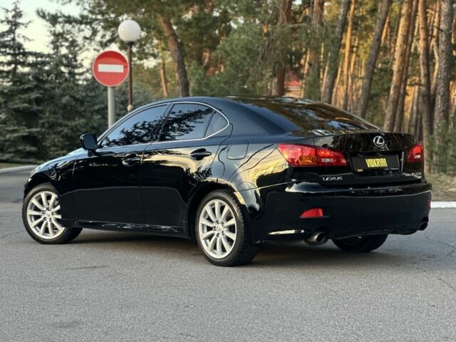 Чорний Лексус ІС, об'ємом двигуна 2.5 л та пробігом 207 тис. км за 9350 $, фото 6 на Automoto.ua
