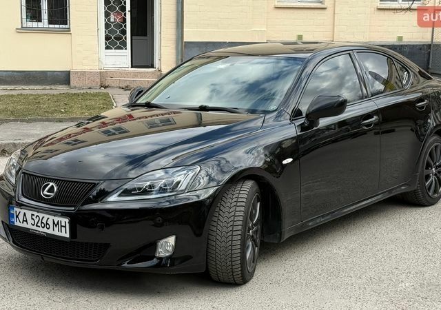 Чорний Лексус ІС, об'ємом двигуна 3 л та пробігом 212 тис. км за 9300 $, фото 2 на Automoto.ua