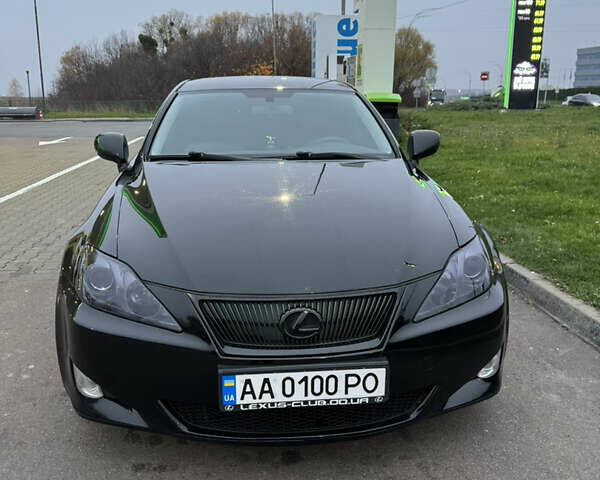 Черный Лексус ИС, объемом двигателя 2.5 л и пробегом 244 тыс. км за 9600 $, фото 2 на Automoto.ua
