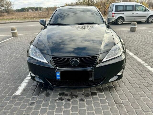 Чорний Лексус ІС, об'ємом двигуна 3 л та пробігом 140 тис. км за 10100 $, фото 2 на Automoto.ua