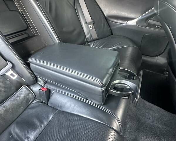 Черный Лексус ИС, объемом двигателя 2.5 л и пробегом 244 тыс. км за 8300 $, фото 16 на Automoto.ua